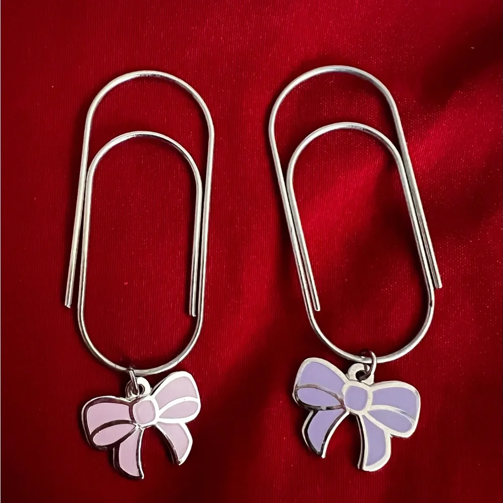 The fox and pip purple and  Pink Bow Planner Clips